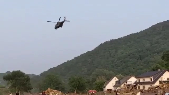 Klicke auf die Grafik für eine vergrößerte Ansicht

Name: 1.jpg
Ansichten: 28
Größe: 35,6 KB
ID: 259