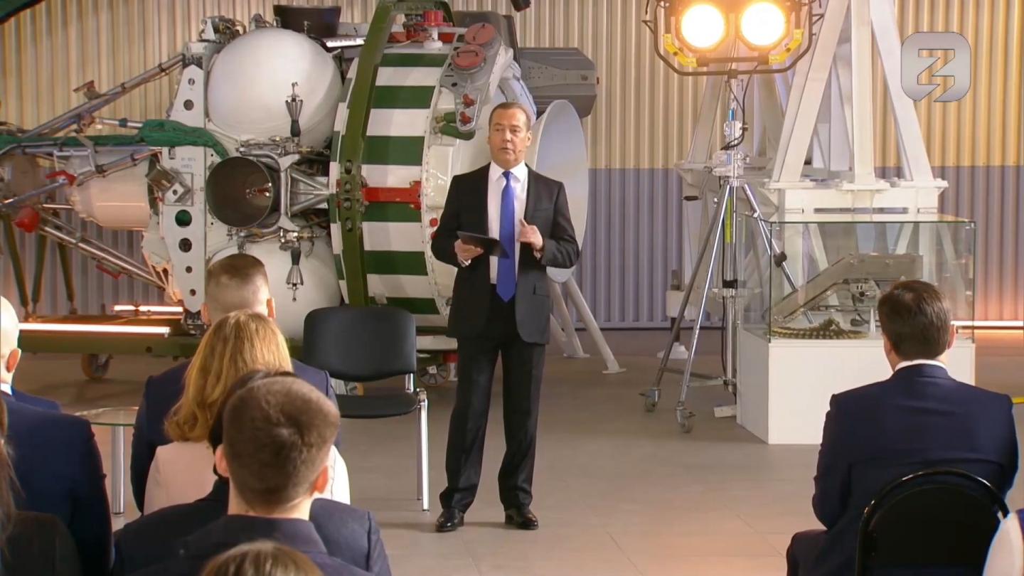 Klicke auf die Grafik für eine vergrößerte Ansicht

Name: 1.jpg
Ansichten: 22
Größe: 124,9 KB
ID: 542