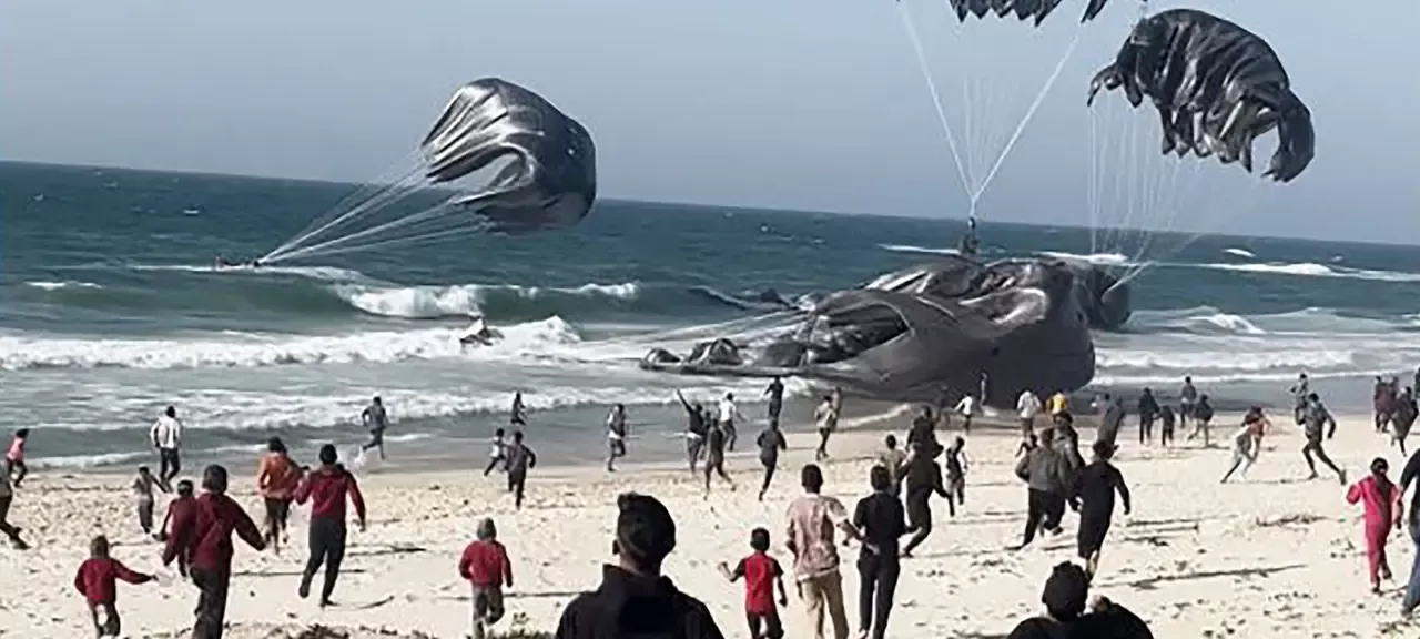 Klicke auf die Grafik für eine vergrößerte Ansicht  Name: gaza-hilfslieferungen-108.webp Ansichten: 1412 Größe: 64,3 KB ID: 1496